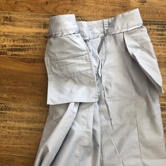 𝅺cherokee  Light Grey Cuffed Bermuda Pants - Picture 5 of 11